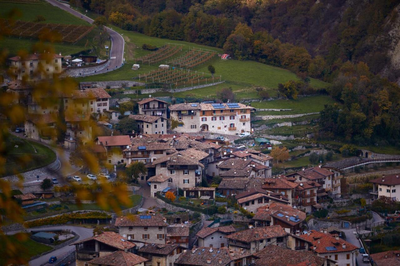 Le Terre Di Gu Vila Tenno Exterior foto